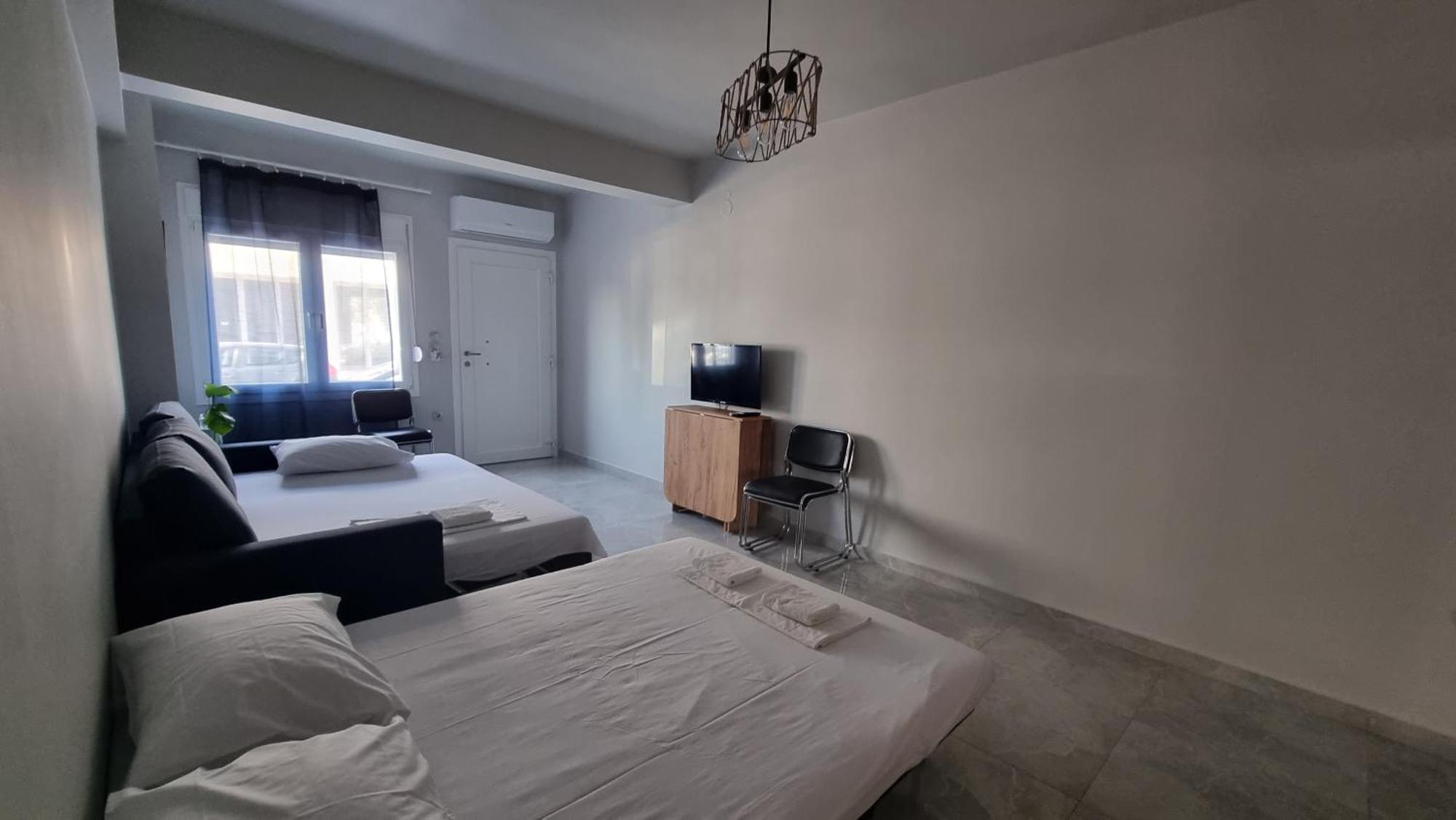 Seaside Luxury Suites Paralía Extérieur photo