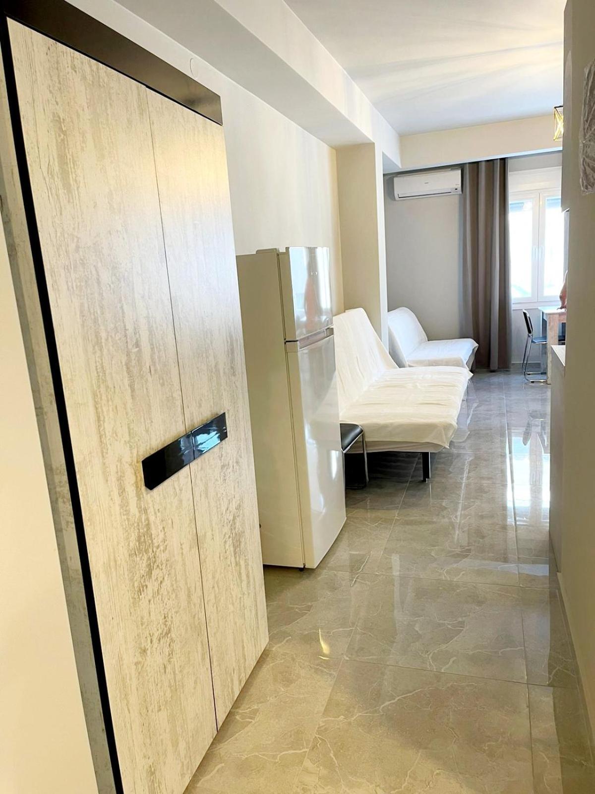 Seaside Luxury Suites Paralía Extérieur photo